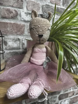 Alina danseuse au crochet