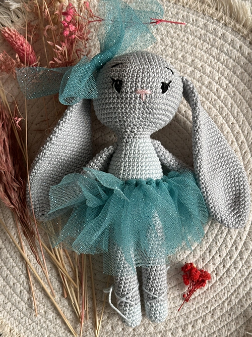 Frida la lapine au crochet